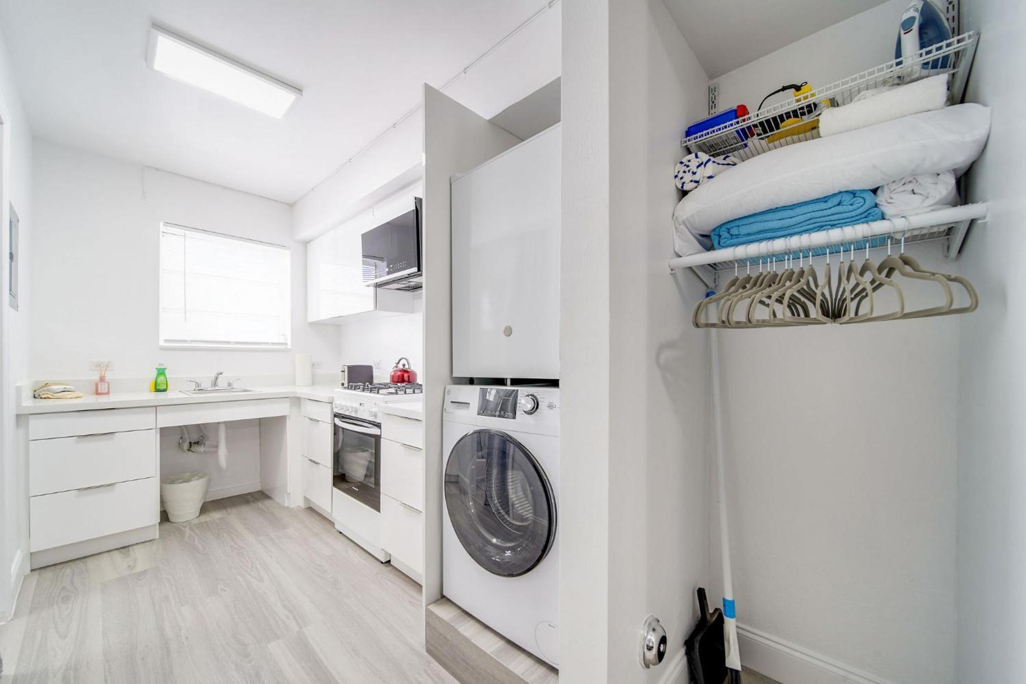 Deco Beachside Apt, W/2 Queen Beds, Washer/dryer Appartement Miami Beach